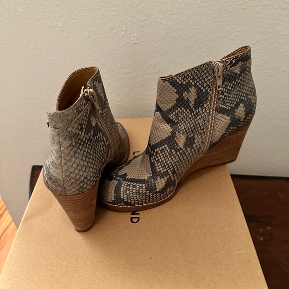 Lucky brand, sneak print ankle booties. Size 6.5 with a wedge heel and zipper - Picture 3 of 4
